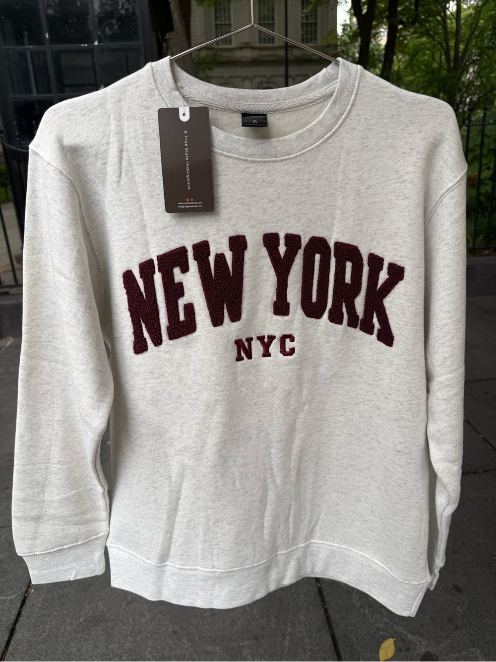 NWT New York NYC Crewneck Sweatshirt